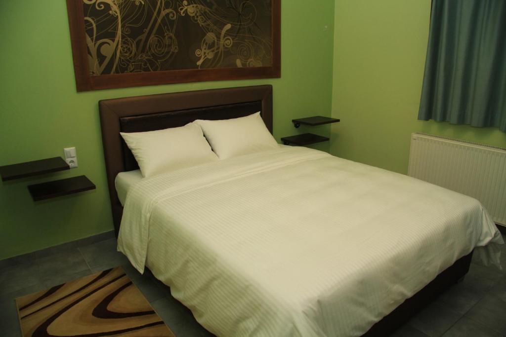 Aphrodite Keramoti  Room photo